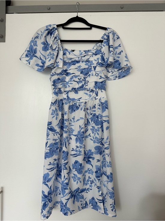 Dresses & Skirts - Blue Floral Puff-Sleeve Midi Dress - Brand